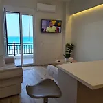 Grace Seaside * Λουτράκι