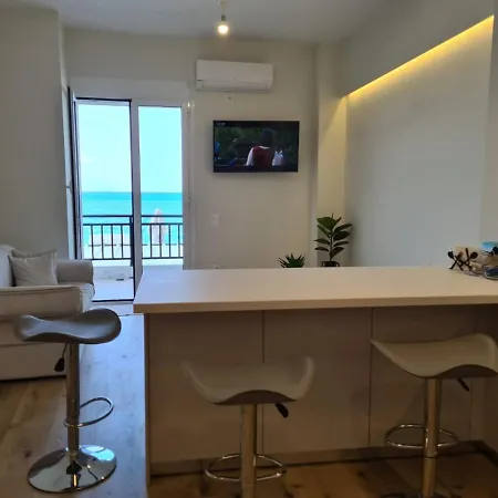 Grace Seaside Apartment *