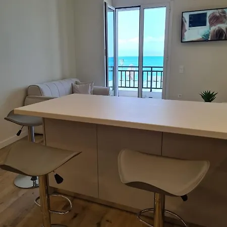 Grace Seaside Apartament Loutráki