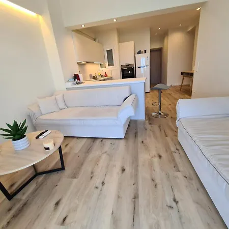 Grace Seaside Apartament Loutráki